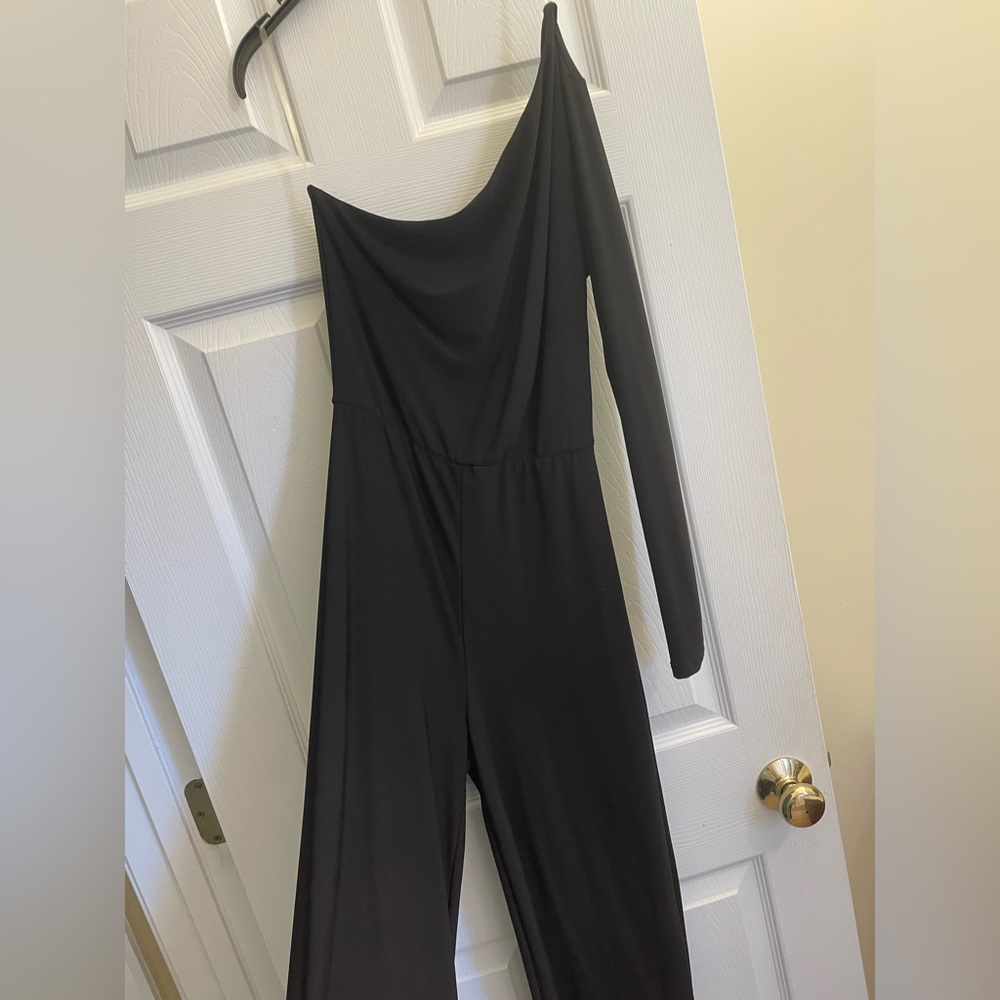 One-shoulder jumpsuit